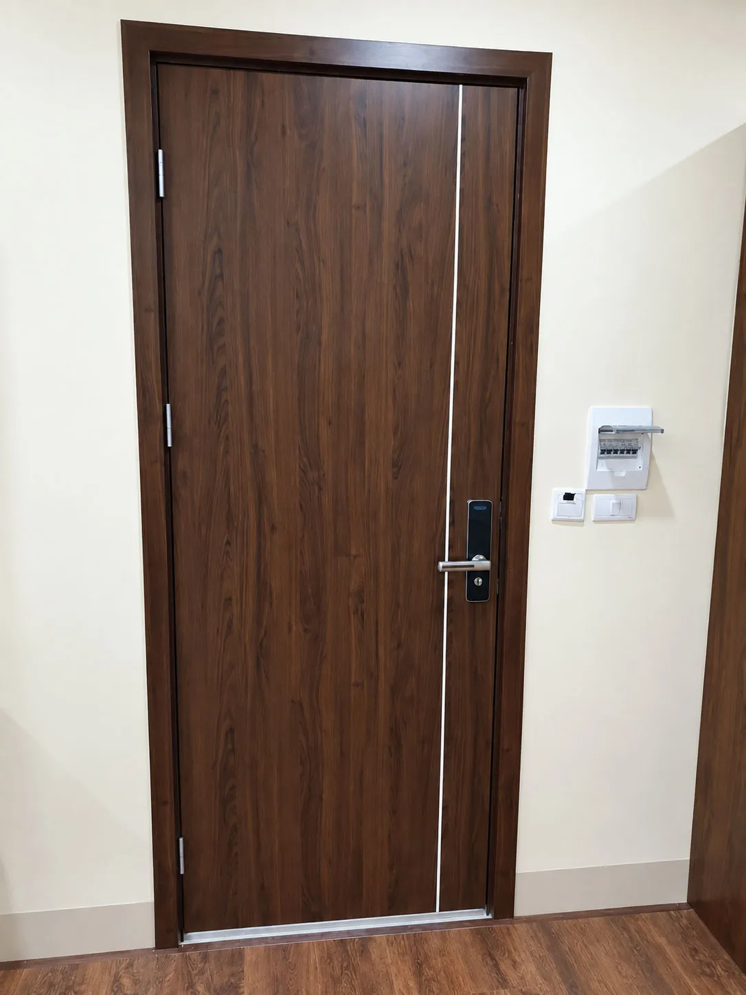 Dự án thi công lắp đặt cửa biệt thự nghỉ dưỡng Tuần Châu, Hà Nội